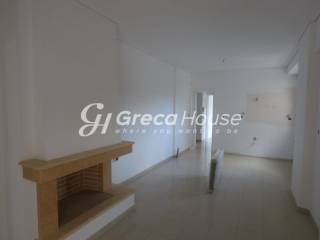 Excellent ground floor apartment for sale in Maroussi.