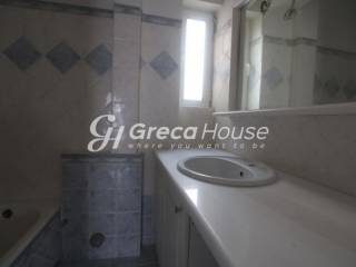 Excellent ground floor apartment for sale in Maroussi.