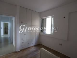 Excellent ground floor apartment for sale in Maroussi.