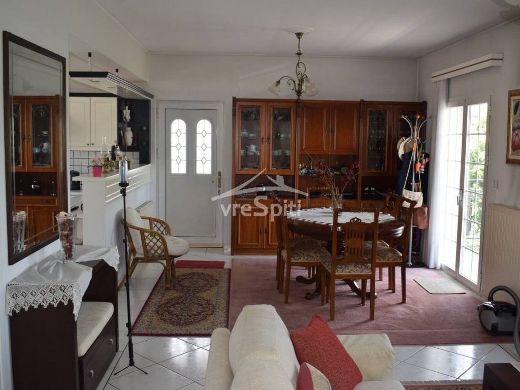 ΤΡΑΠΕΖΑΡΙΑ