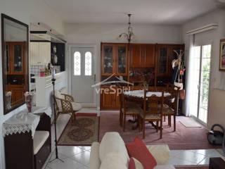 ΤΡΑΠΕΖΑΡΙΑ