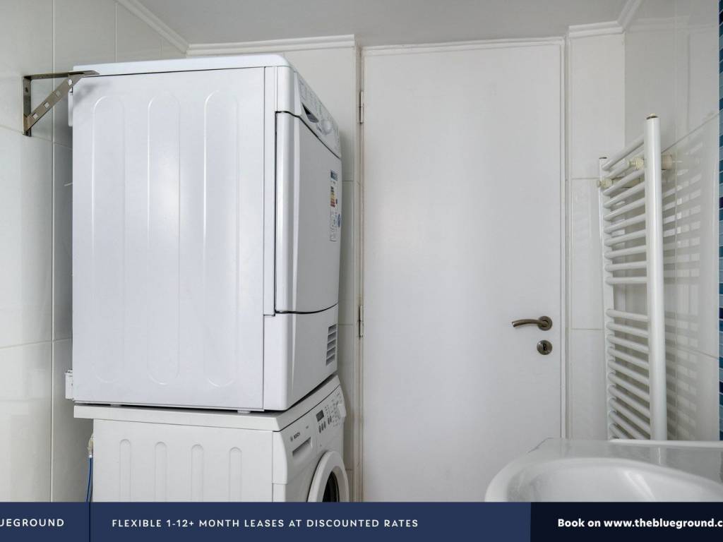 Washer/Dryer in Apartment