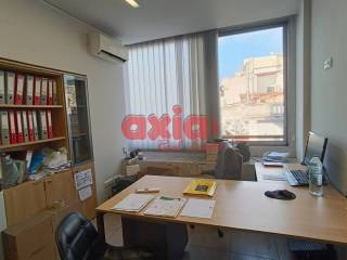 Kabala, Kentro: Enoikiazetai anakainismeno diamperes Grapheio 49t.m.