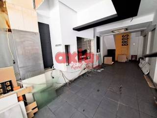 Ενοικιάζεται Κατάστημα 60τ.μ. που βρίσκεται σε πολύ κεντρικό σημείο της πόλης και της αγοράς