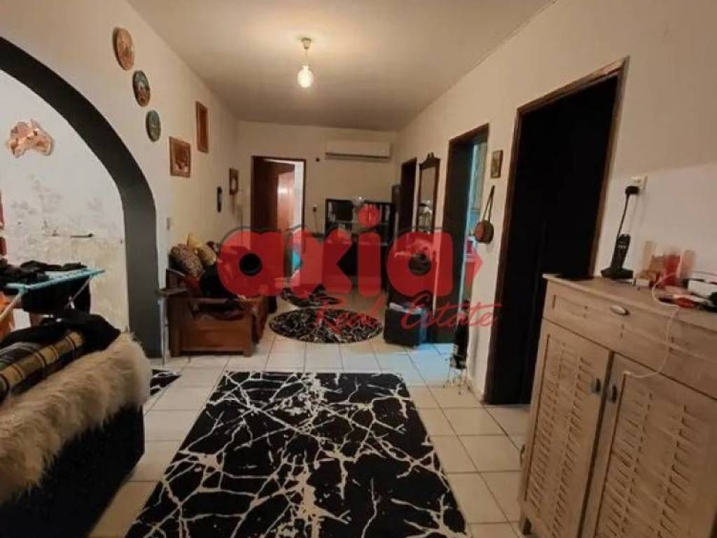 Παγγαίο, Γεωργιανή: Σε διπλοκατοικία Πωλείται διαμπερές ισόγειο Διαμέρισμα 100τ.μ.