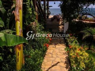 Beachfront hotel for sale in Fokida