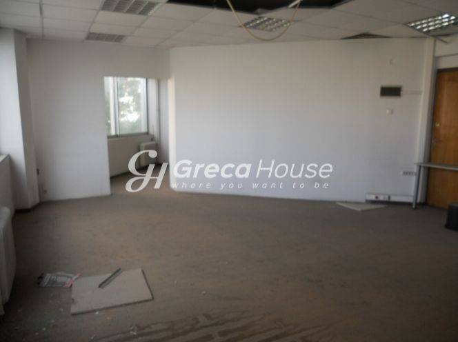 9-level commercial building for sale in Athens