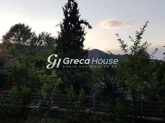 Detached house for sale in Evia