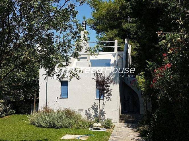 Detached house for sale in Evia