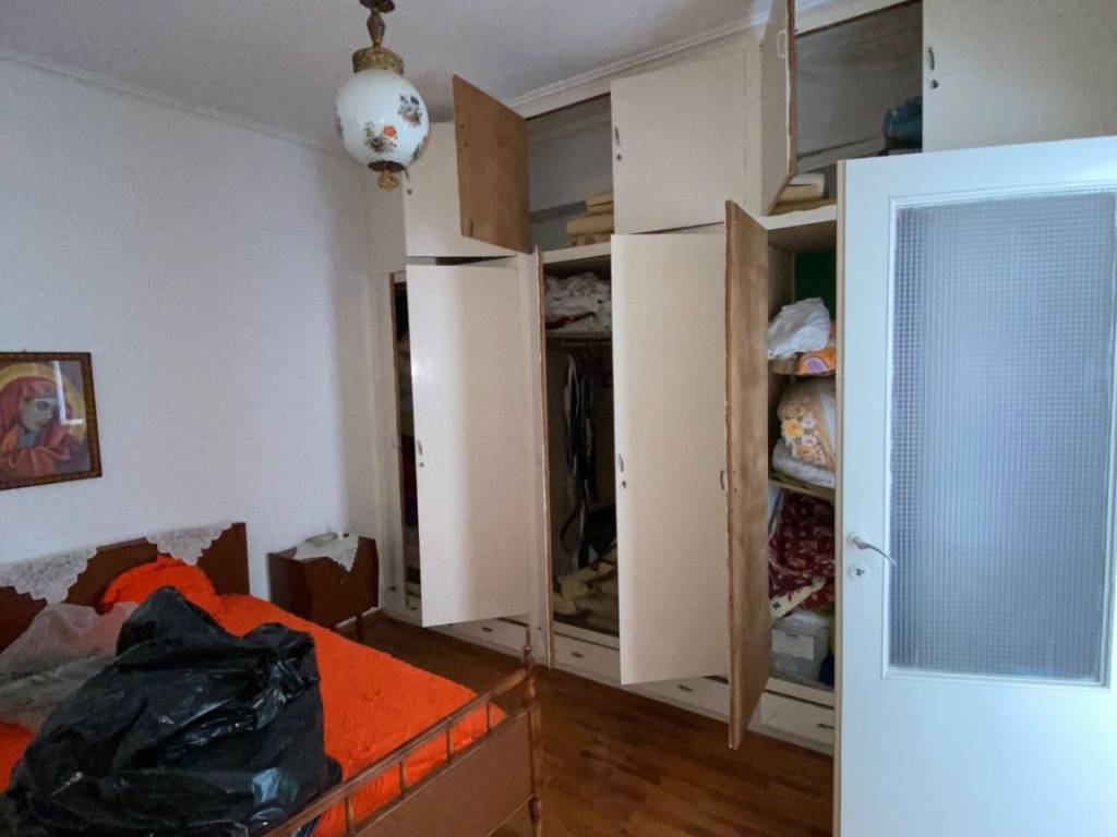 Πρώτο υπνοδωμάτιο