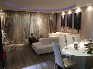 Δεύτερος όροφος.