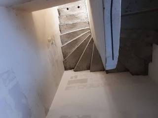 ΕΣΩΤΕΡΙΚΗ ΣΚΑΛΑ