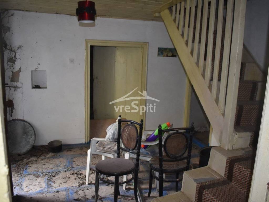 ΕΣΩΤΕΡΙΚΗ ΑΠΟΨΗ