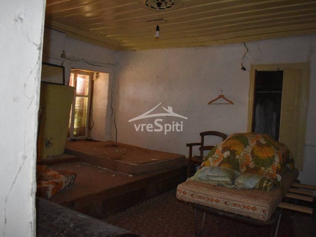 ΕΣΩΤΕΡΙΚΗ ΑΠΟΨΗ