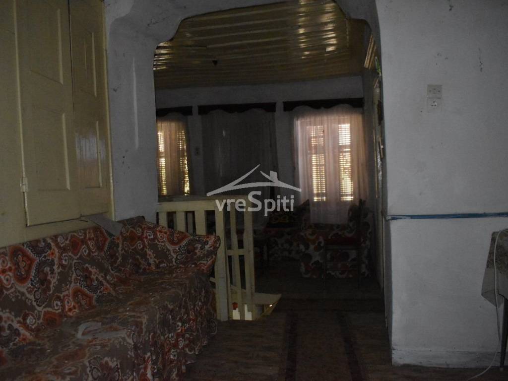 ΕΣΩΤΕΡΙΚΗ ΑΠΟΨΗ