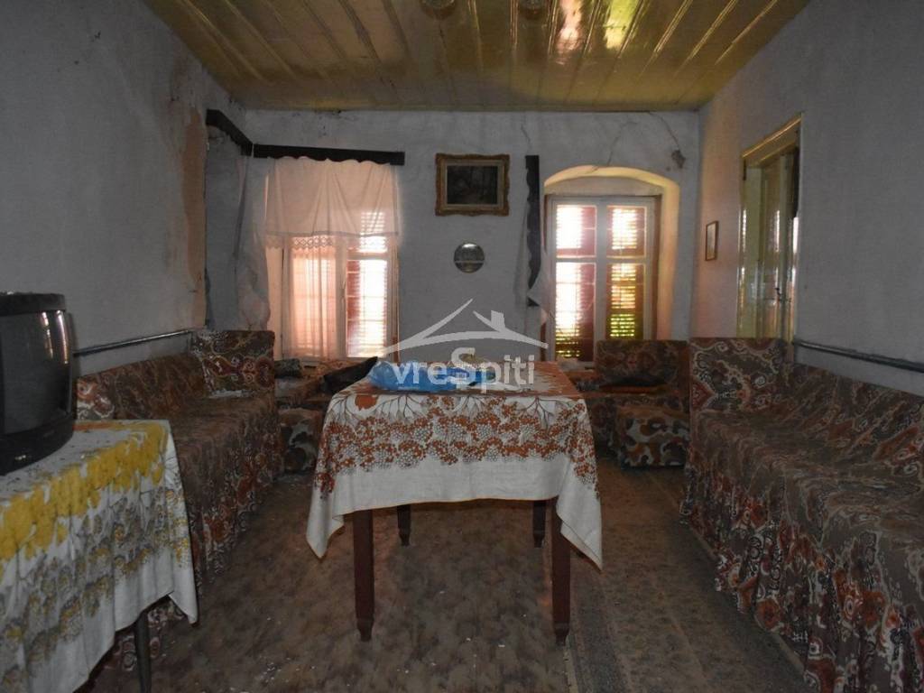 ΕΣΩΤΕΡΙΚΗ ΑΠΟΨΗ