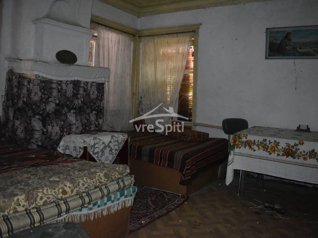 ΕΣΩΤΕΡΙΚΗ ΑΠΟΨΗ