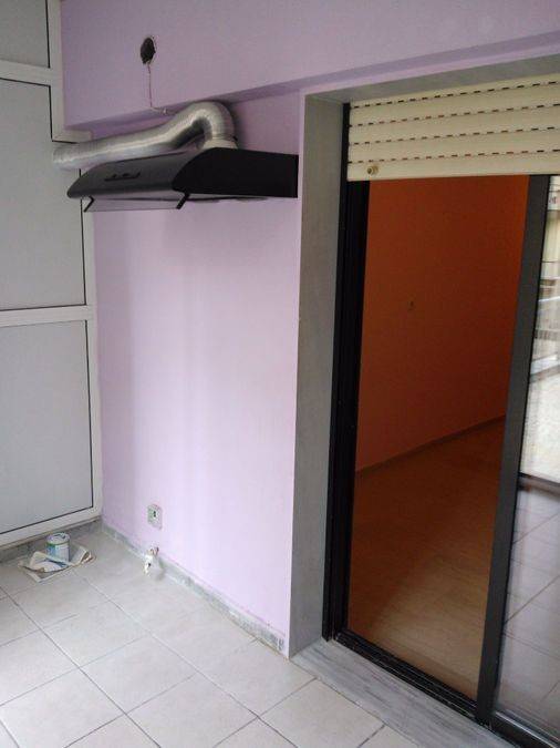 χώρος για συσκευή κουζίνας ή φουρνάκι