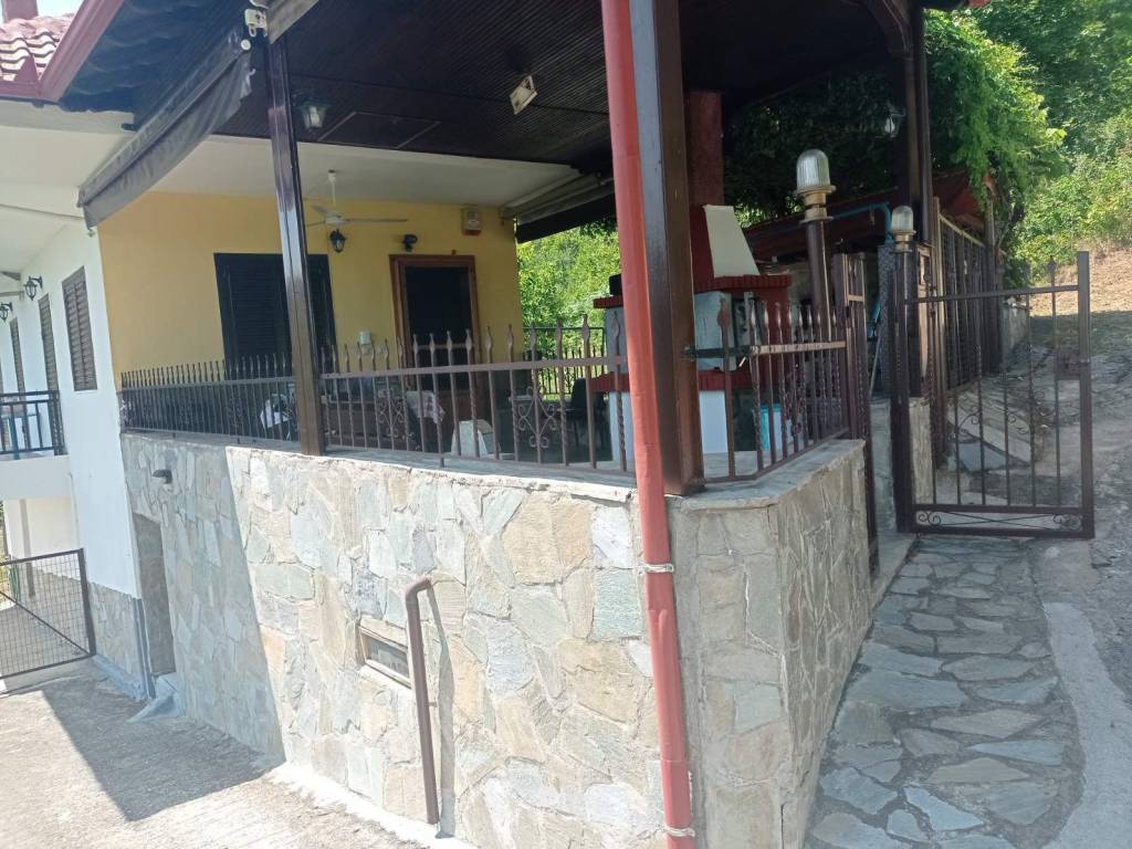 Μονοκατοικία προς πώληση στην Άνω Μηλιά Πιερίας