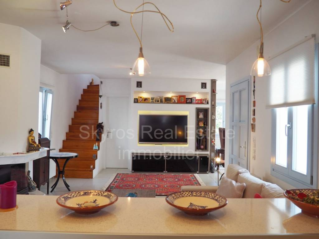 Wonderful open space Living Room