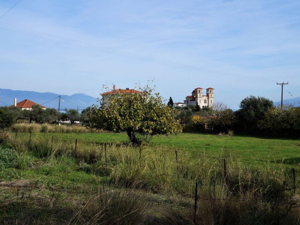 ΜΕ ΘΕΑ ΣΤΗ ΘΑΛΑΣΣΑ ΚΑΙ ΤΗ ΓΥΡΩ ΠΕΡΙΟΧΗ