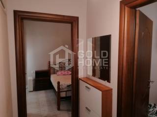 χωλ κεντρικής εισόδου