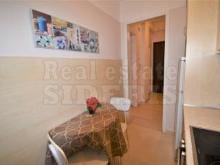 Koyzina me ptyssomeno trapezi