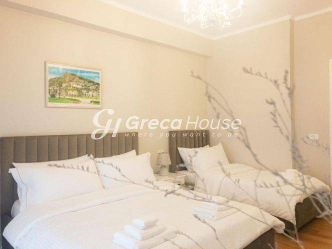 Guesthouse with 11 apartments for sale in Louraki