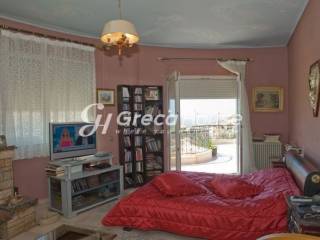 Villa for sale in Attika Keratea