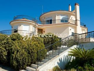 Villa for sale in Attika Keratea