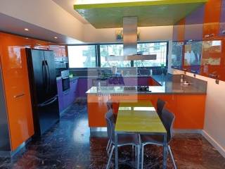 FULLY EQUIPMENT KITCHEN