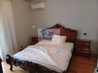 MASTER BEDROOM (2nd floor)