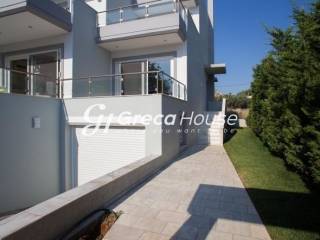 Villa for sale in Lagonisi