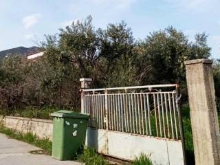 Εξωτερική όψη οικοπέδου