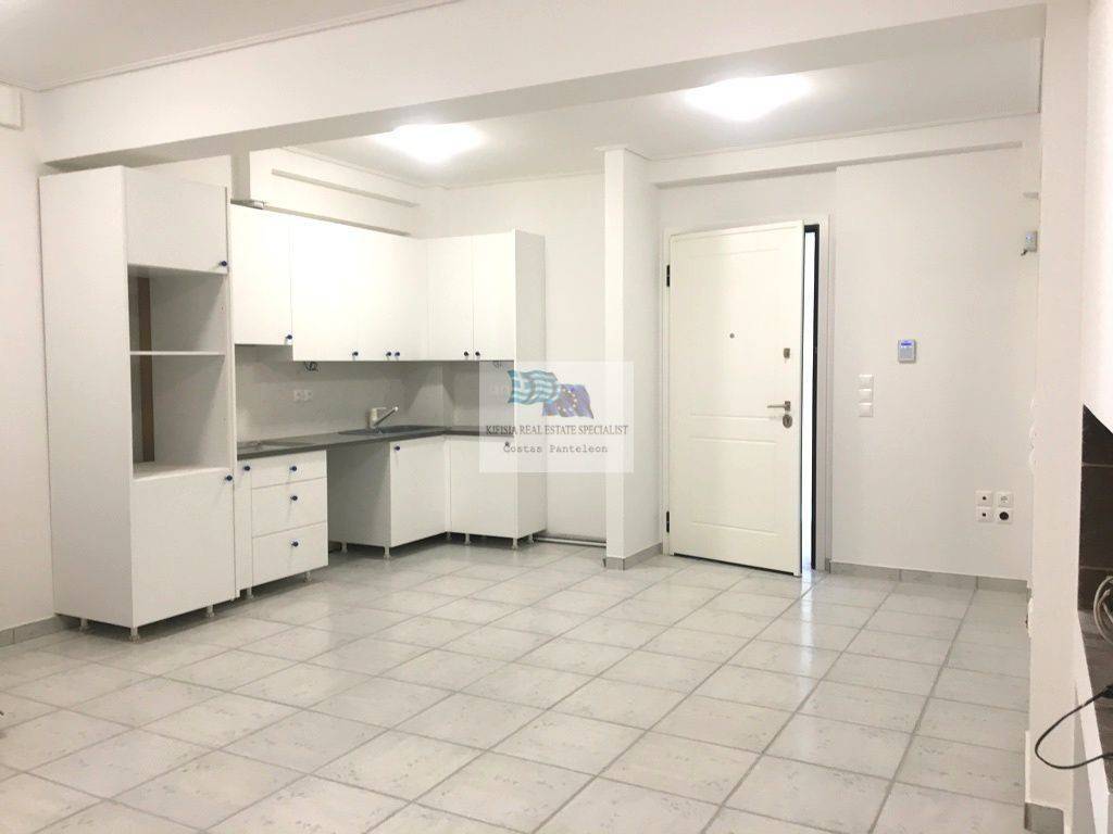 LIVING ROOM - OPEN PLAN KITCHEN