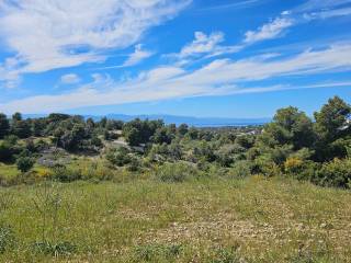 area of 140 acres is for sale in Costa, Porto Heli.