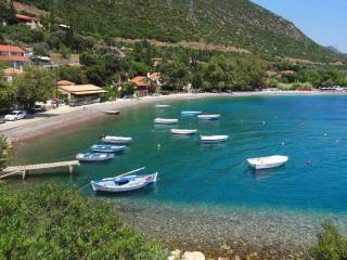 ΤΟ ΣΚΑΛΩΜΑ ΚΑΙ ΟΜΙΚΡΟΣ ΟΙΚΙΣΜΟΣ ΤΟΥ ΑΠΟΤΕΛΟΥΝ ΑΞΙΟΘΕΑΤΟ