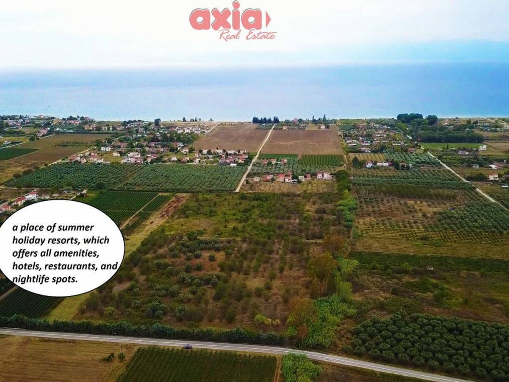 Plot 57.780sqm 600 meters from the sea in a privileged posit