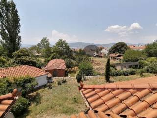 Θέα από οικόπεδο