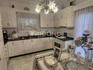 Σαλοκουζίνα