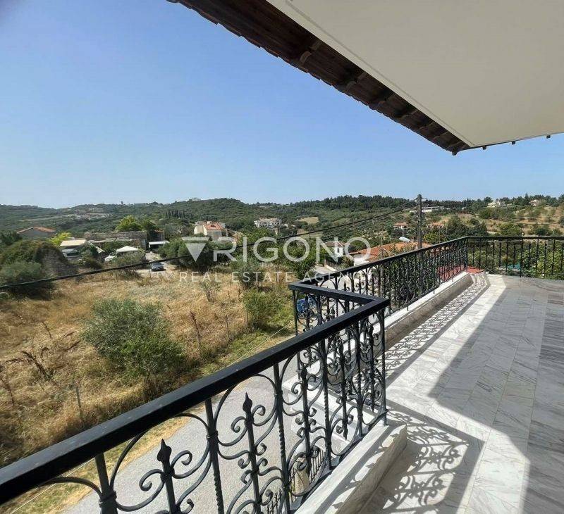 Θέα από μπαλκόνι