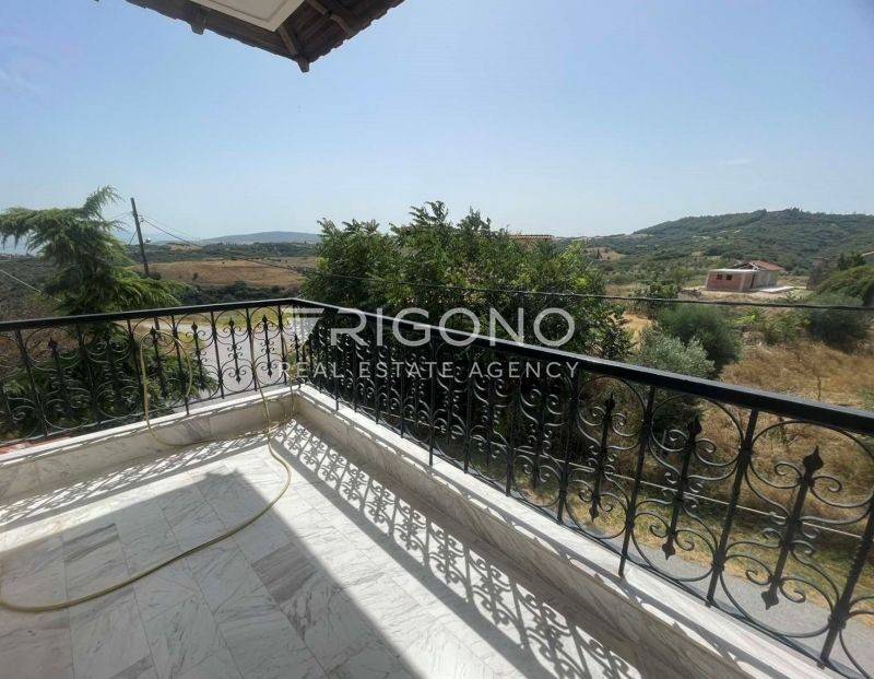 Θέα από μπαλκόνι