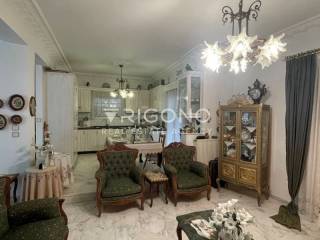 Σαλοκουζίνα